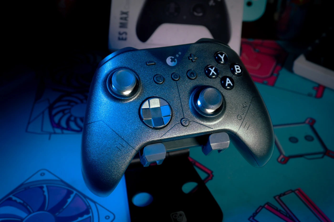 A wide angle image of the GuliKit ES MAX Controller showing its XBOX style layout.