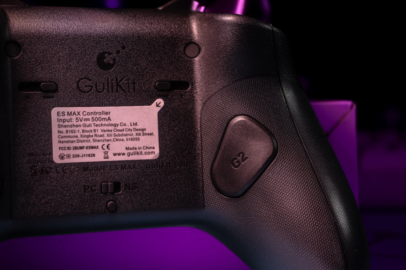 Closeup of GuliKit ES MAX Rear G2 Button